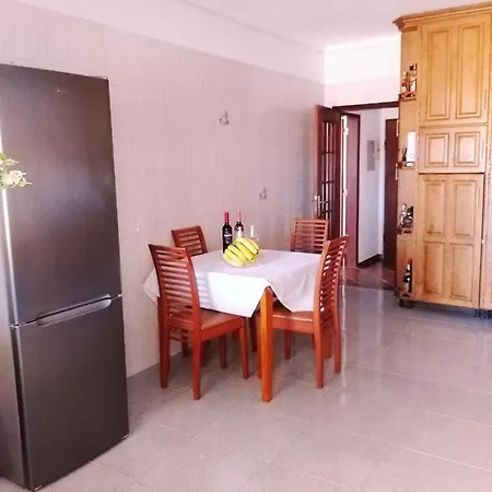 Spacious In With Private Pool And Garden *