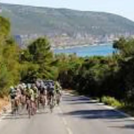 Spacious In With Private Pool And Garden Villa *