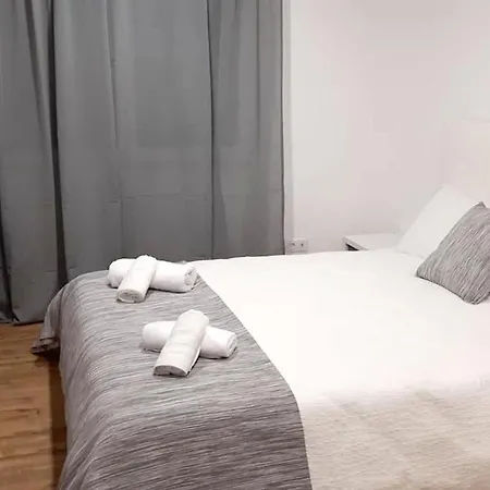 ヴィラ Spacious In With Private Pool And Garden パルメラ